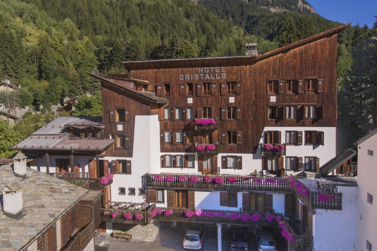 Hotel Cristallo Courmayeur Exterior foto